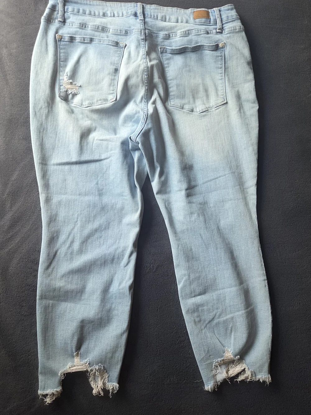 Judy Blue Light Blue Distressed Women’s Jeans - Picture 5 of 12